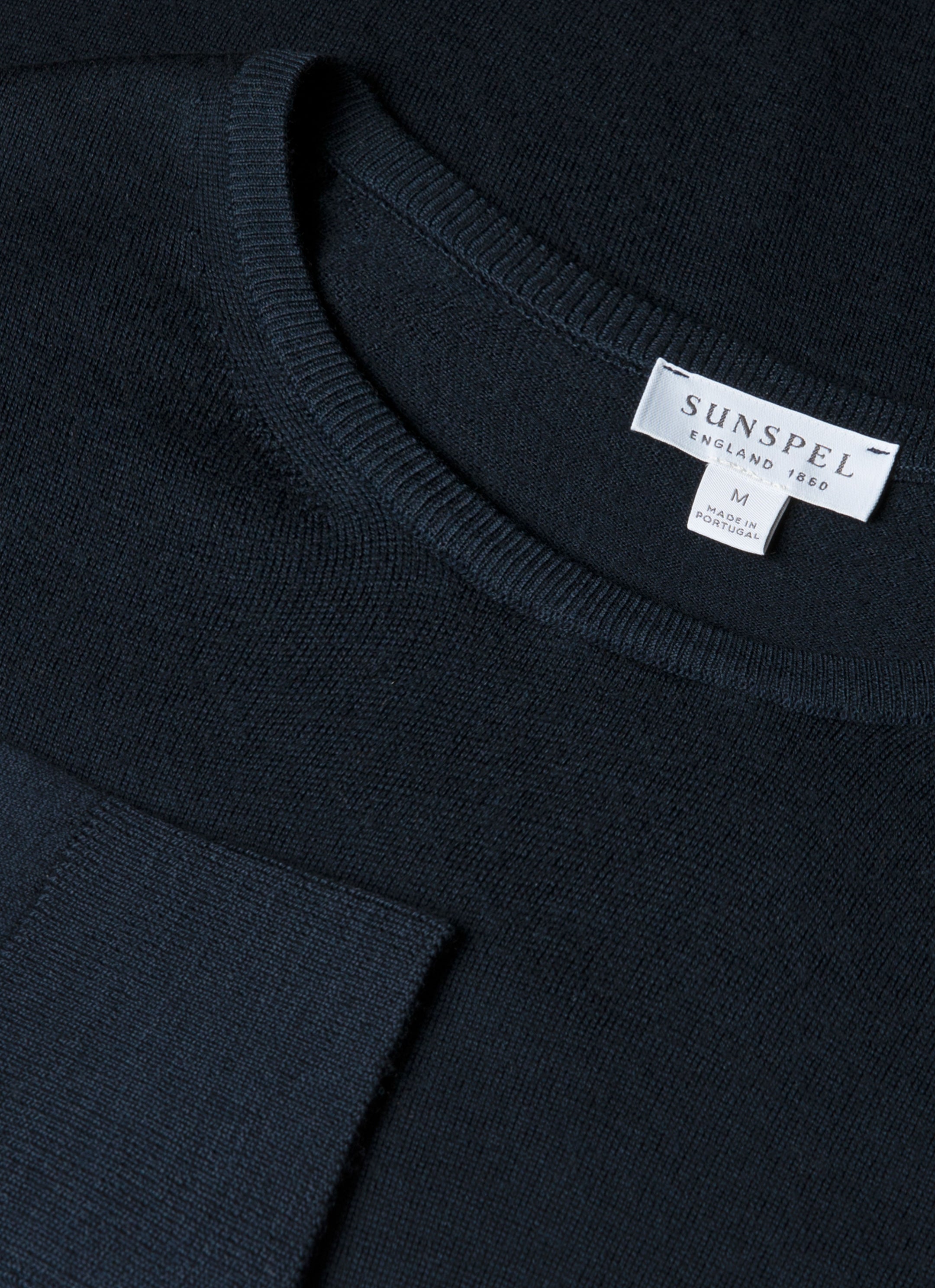 Men's Extra-Fine Merino Jumper in Navy