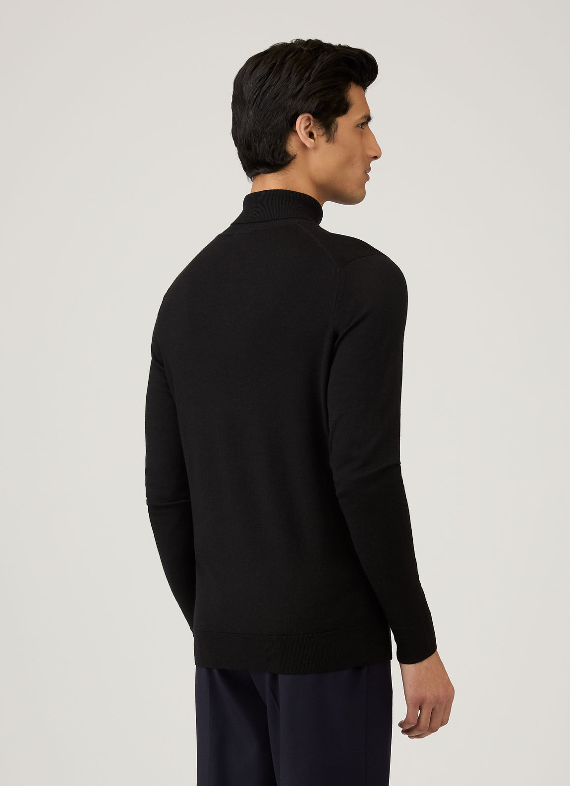 Men's Extra-Fine Merino Roll Neck Jumper in Black