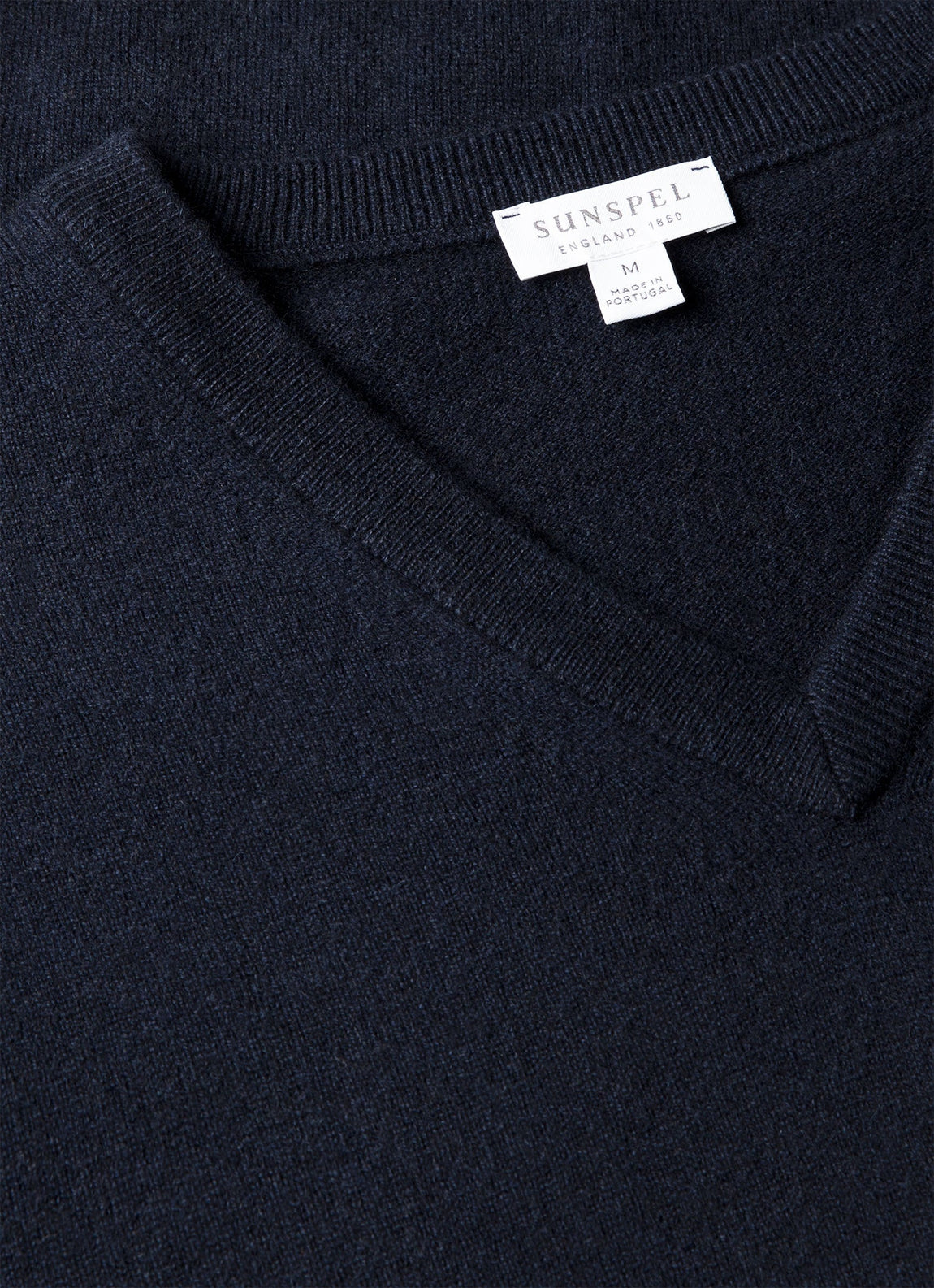 Men's Cashmere V-neck Jumper in Navy