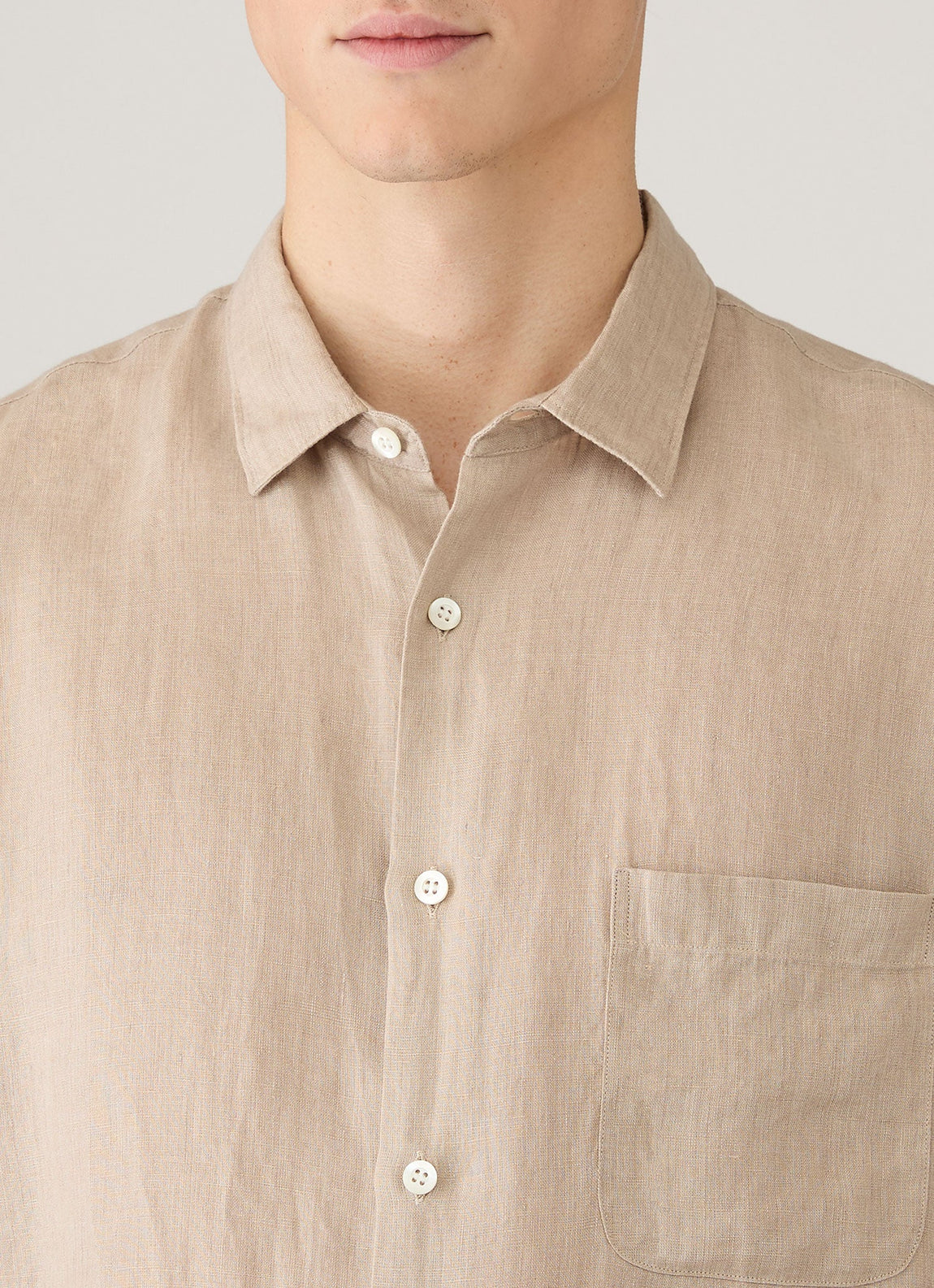 Men's Short Sleeve Linen Shirt in Hazelwood