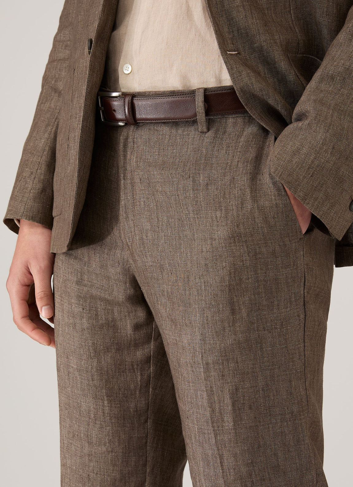 Men's Linen Two-Piece Suit in Dark Walnut